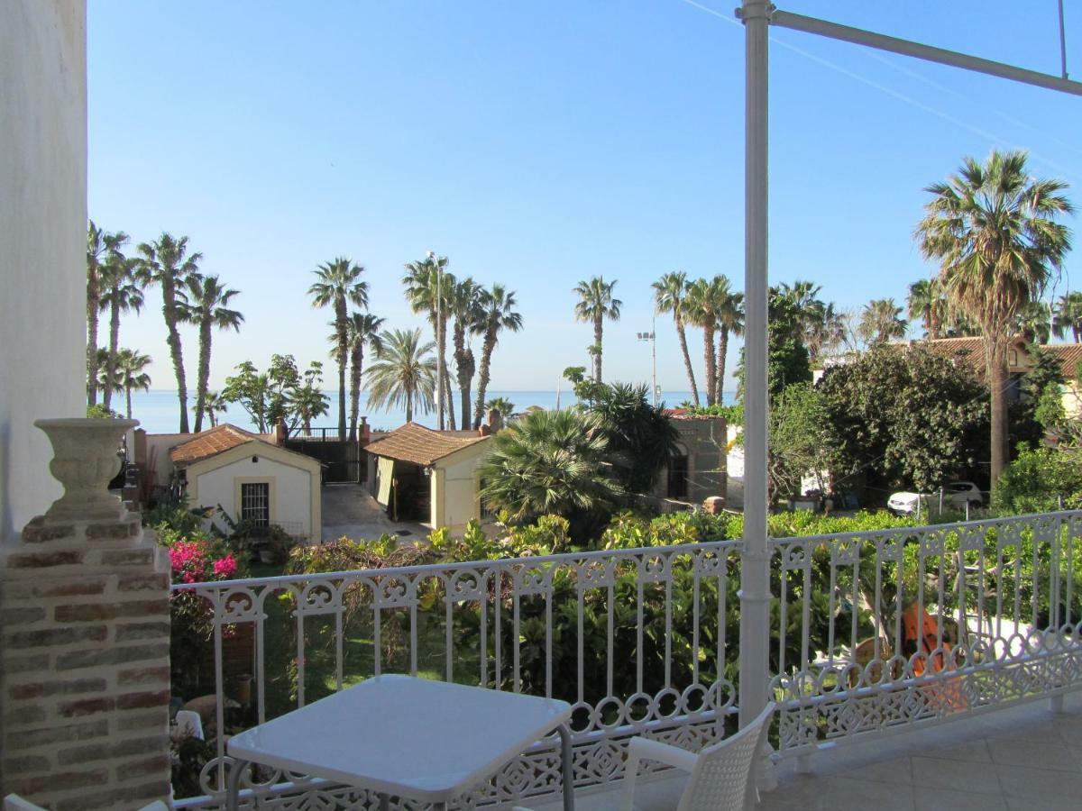 Villa Amalia Suites Málaga Exterior foto